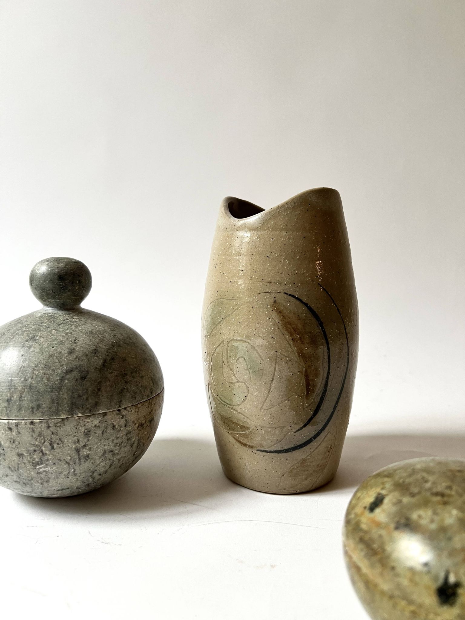 Vase en céramique émaillée fait main