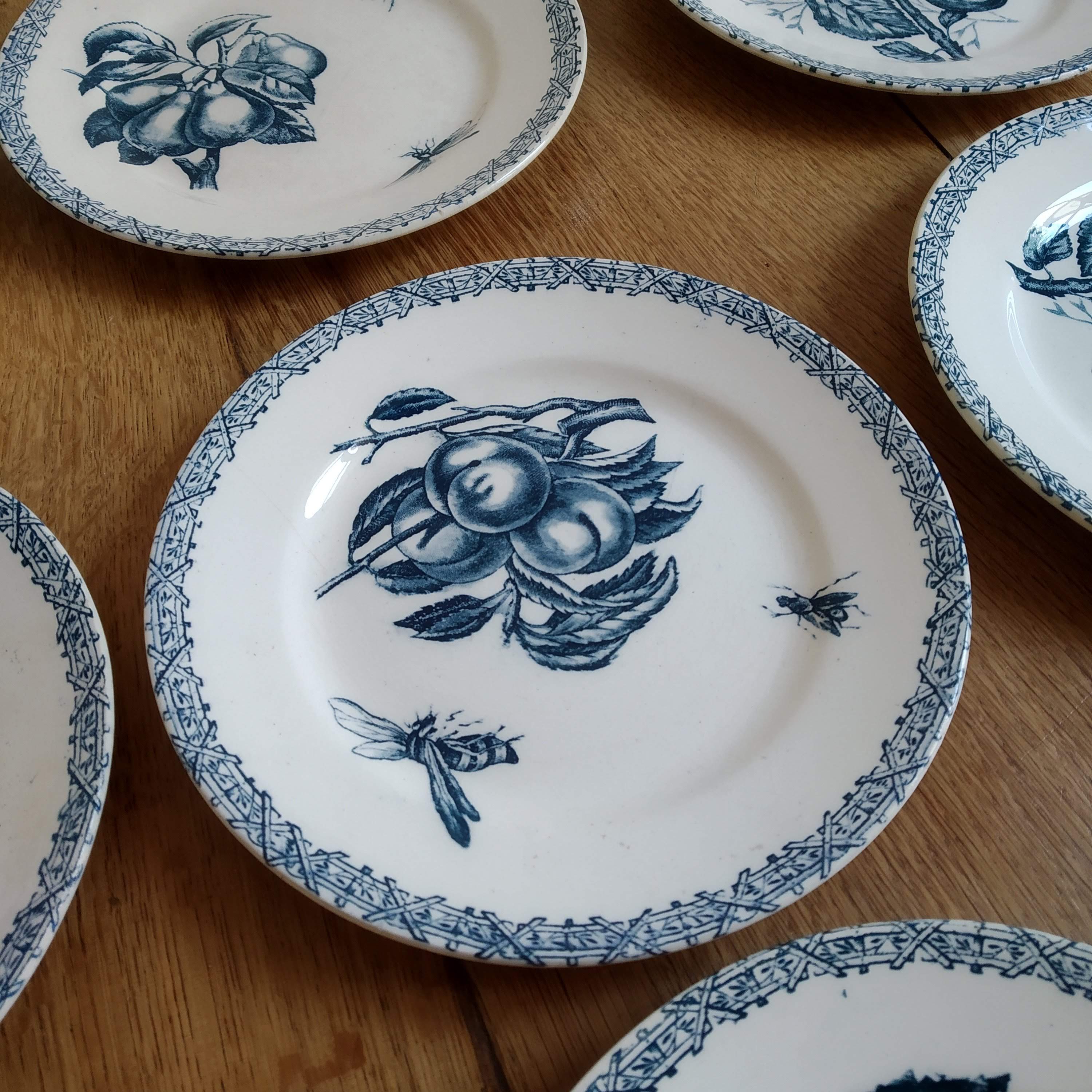 15 choisy the King dessert plates