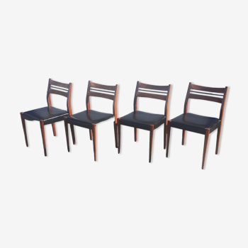 Scandinavian chairs in teak and black skaï.