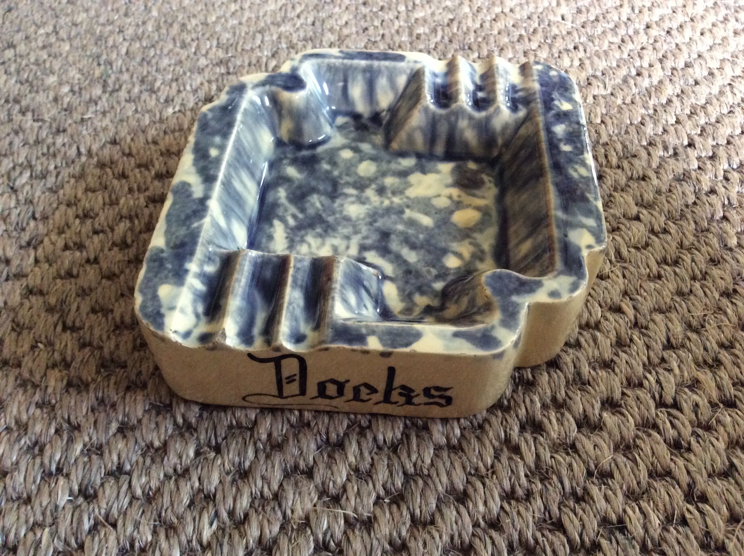 Ceramic ashtray