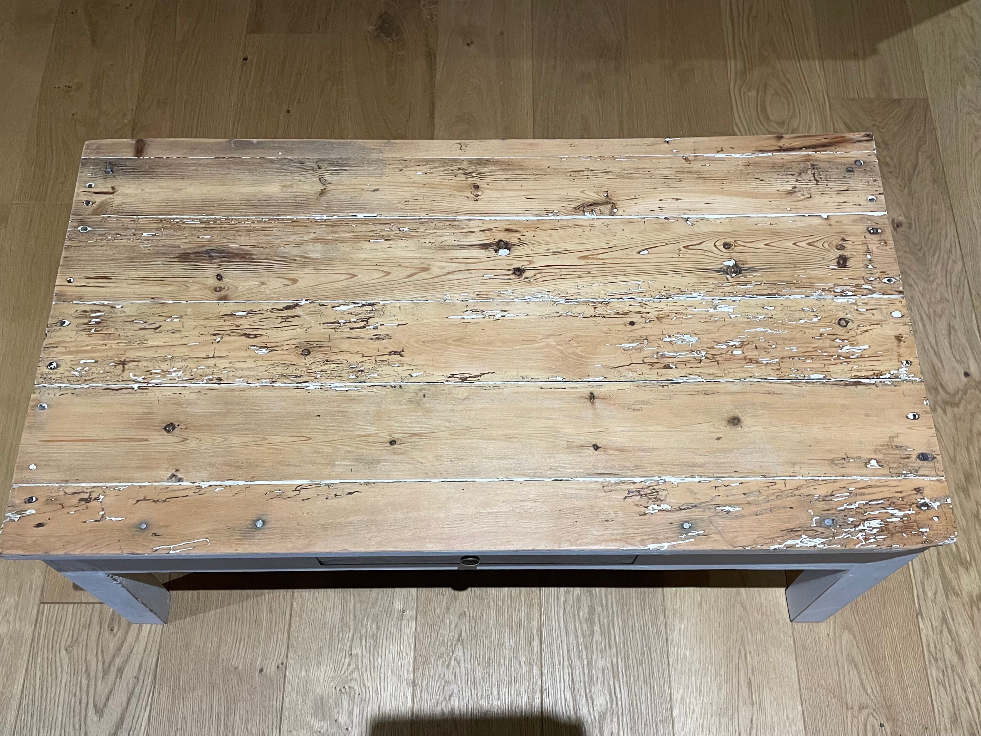 Coffee table type farm table