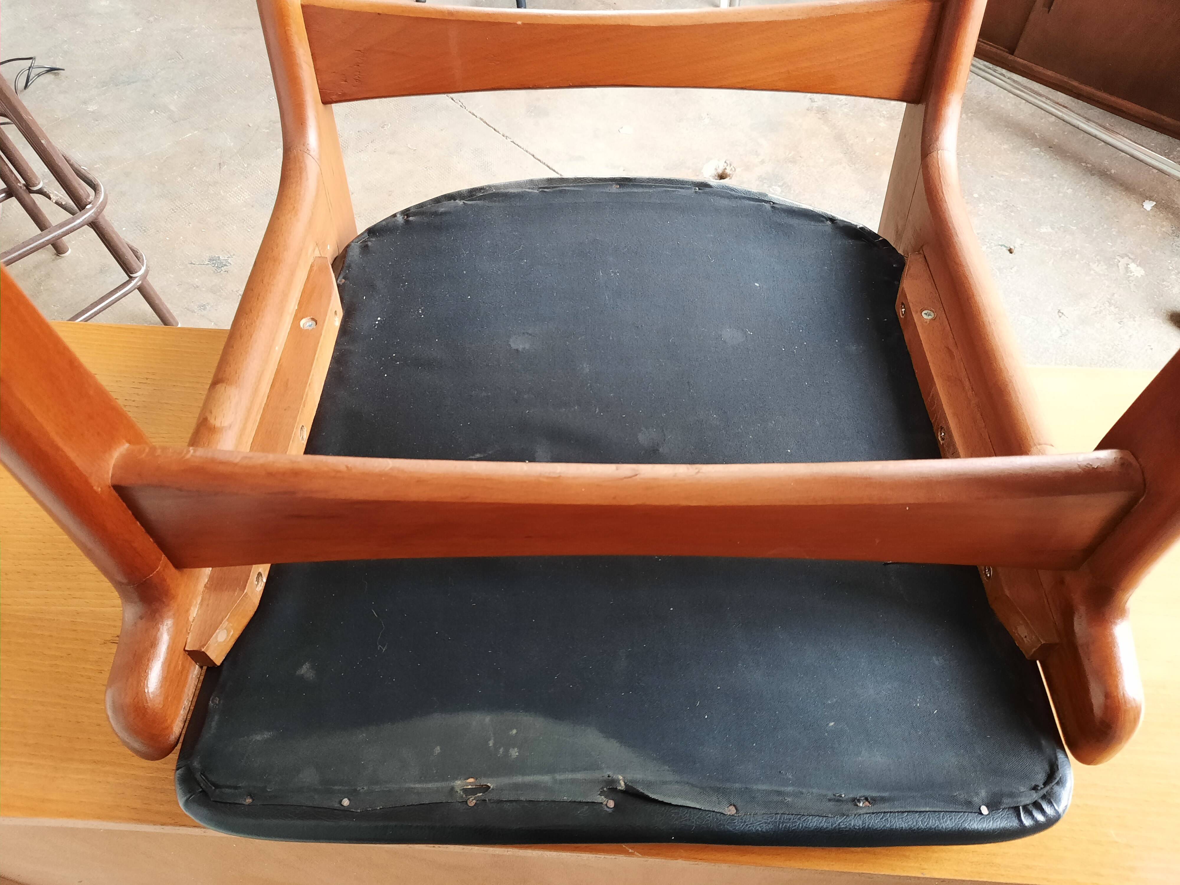 Set de 4 chaises scandinave,  Skaï  année  70