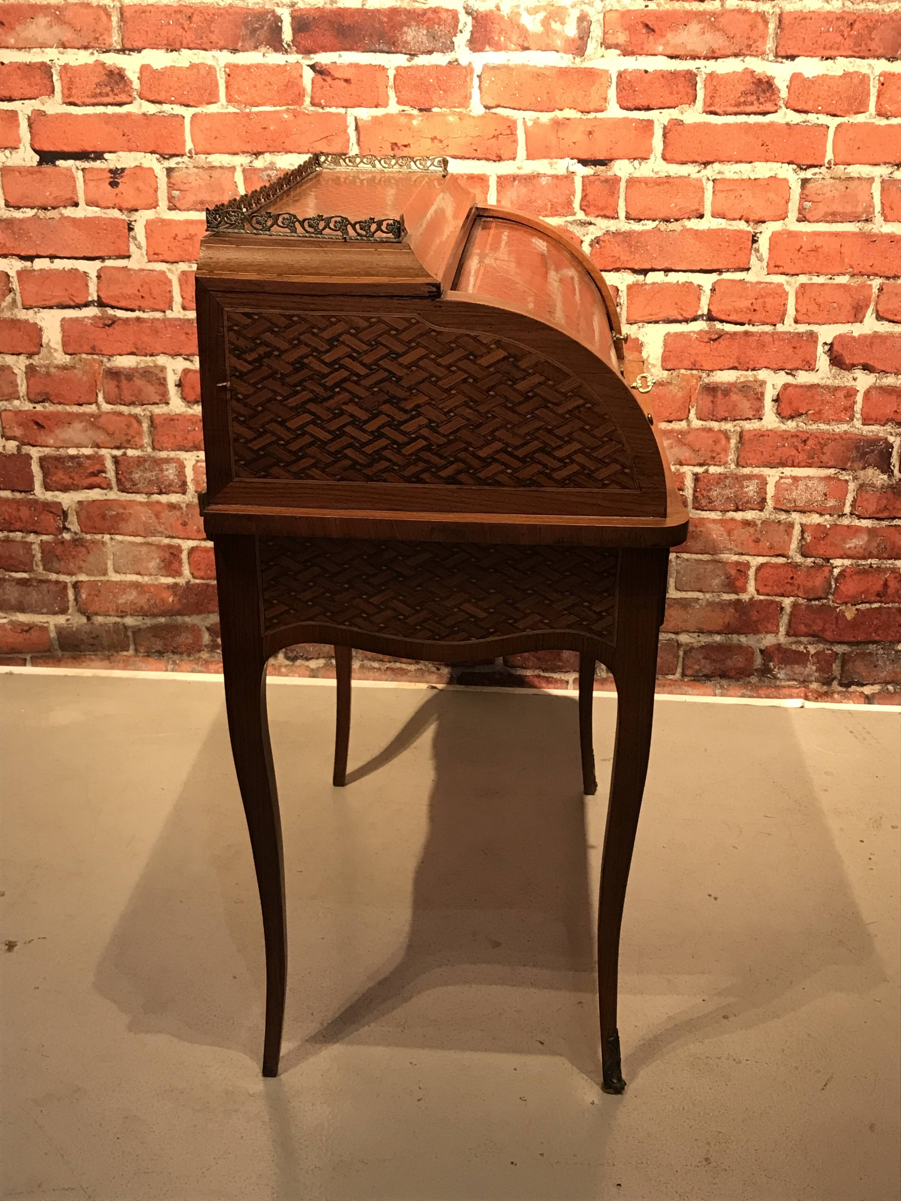 Wooden cylinder secretary