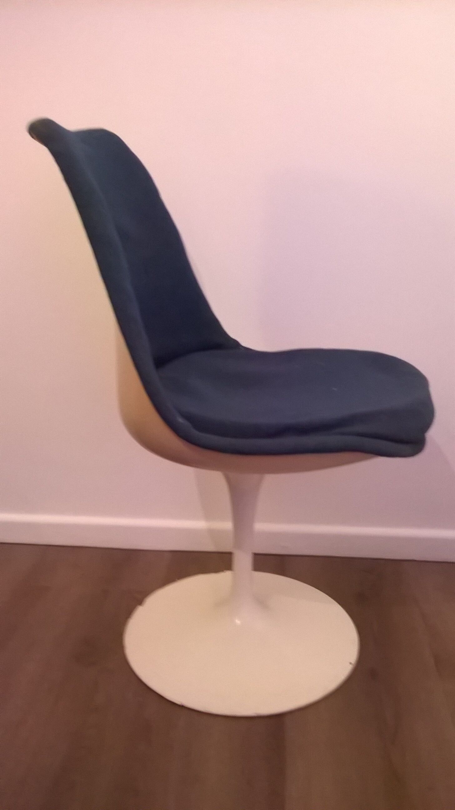 Chaise Knoll modèle tulipe Eero Saarinen vintage 70