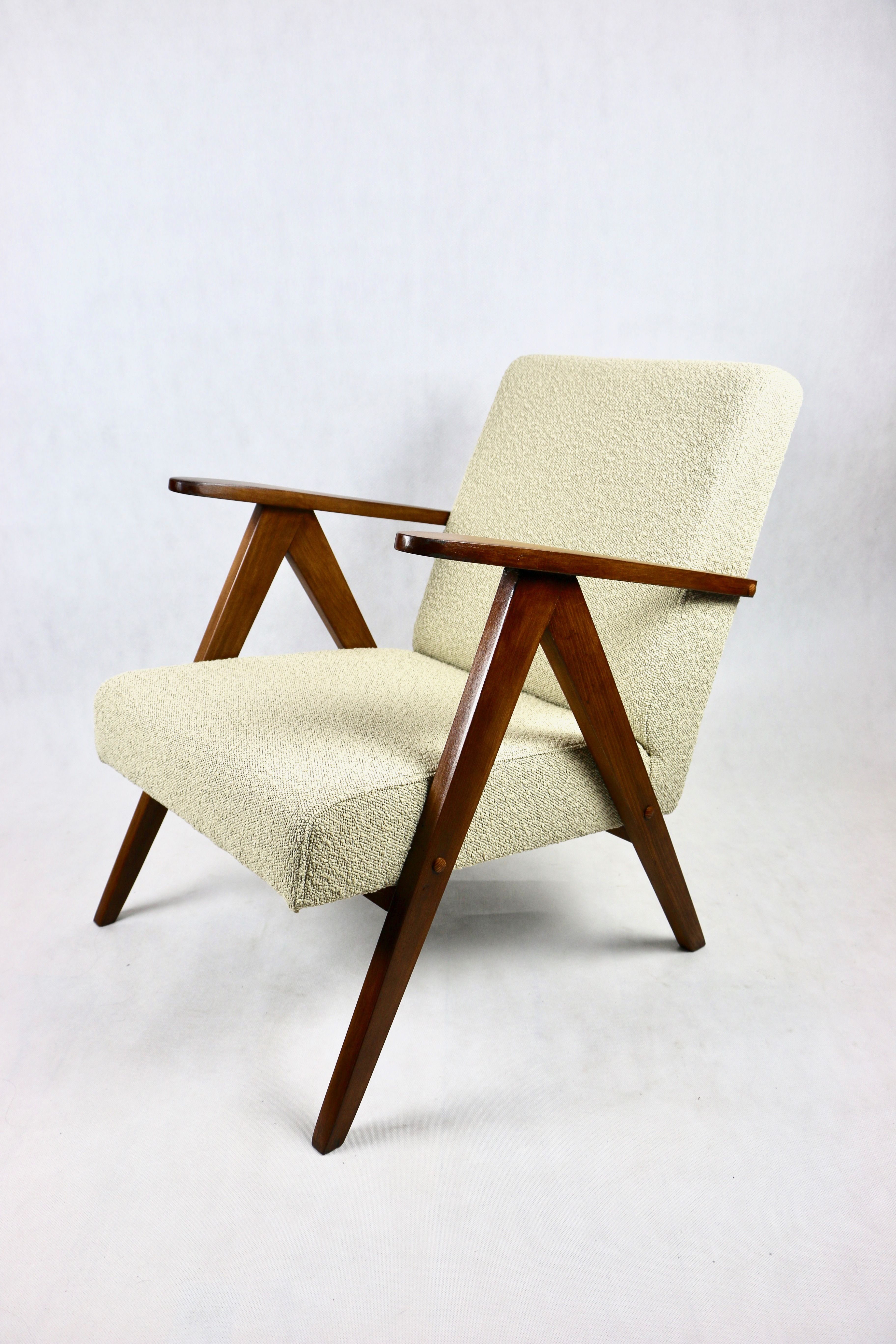 Vintage Beige Boucle and Rosewood Model like B-310 Lounge Chair, 1970s
