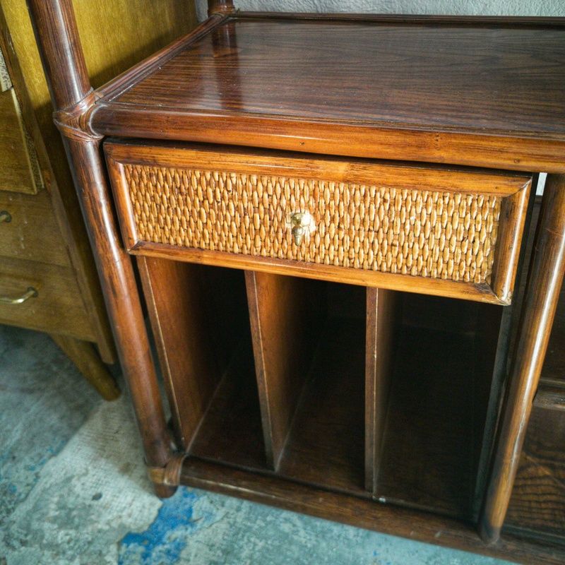 Hifi furniture in wood and rattan