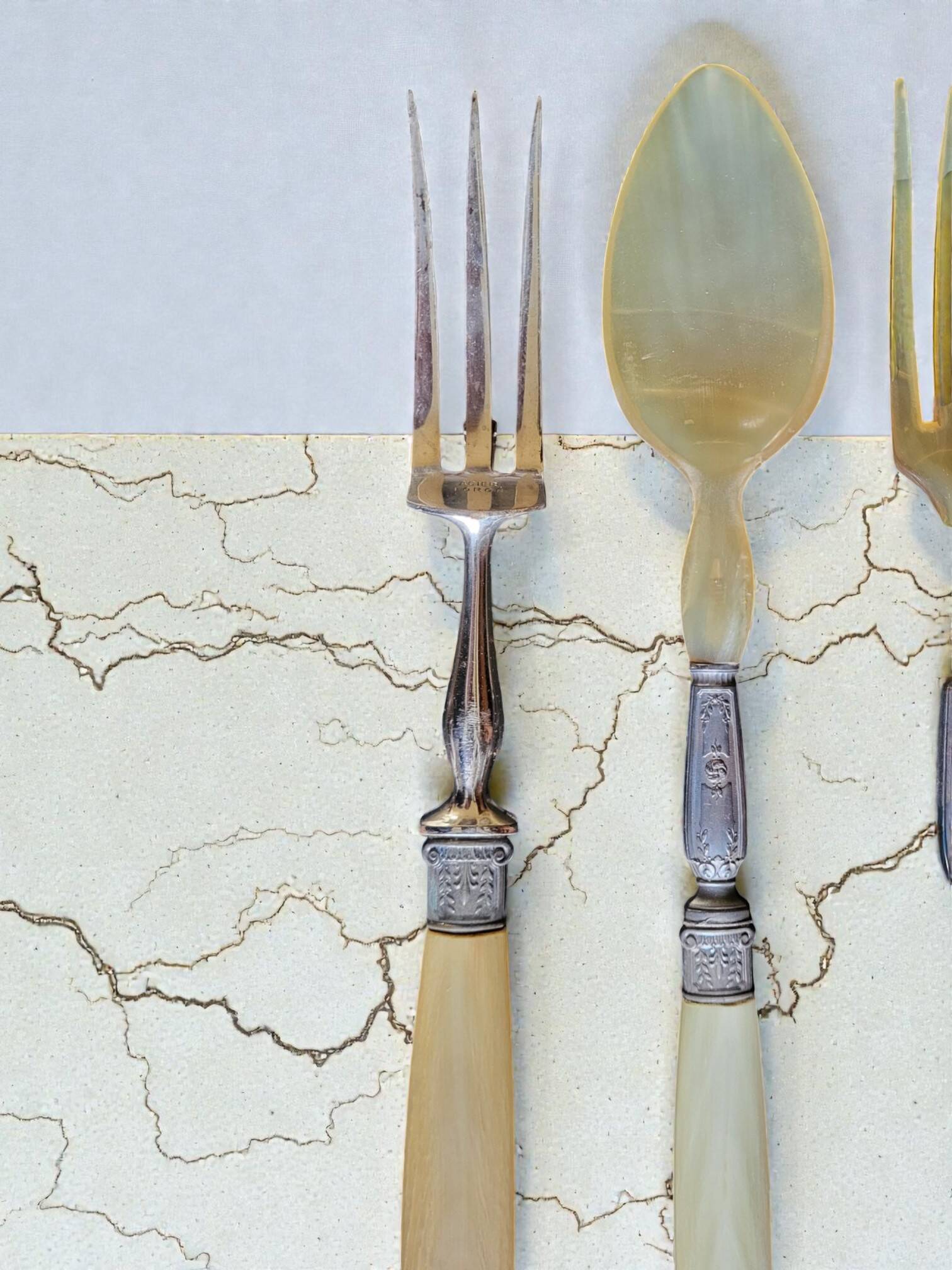 Gigot / Salad cutlery in Bakelite