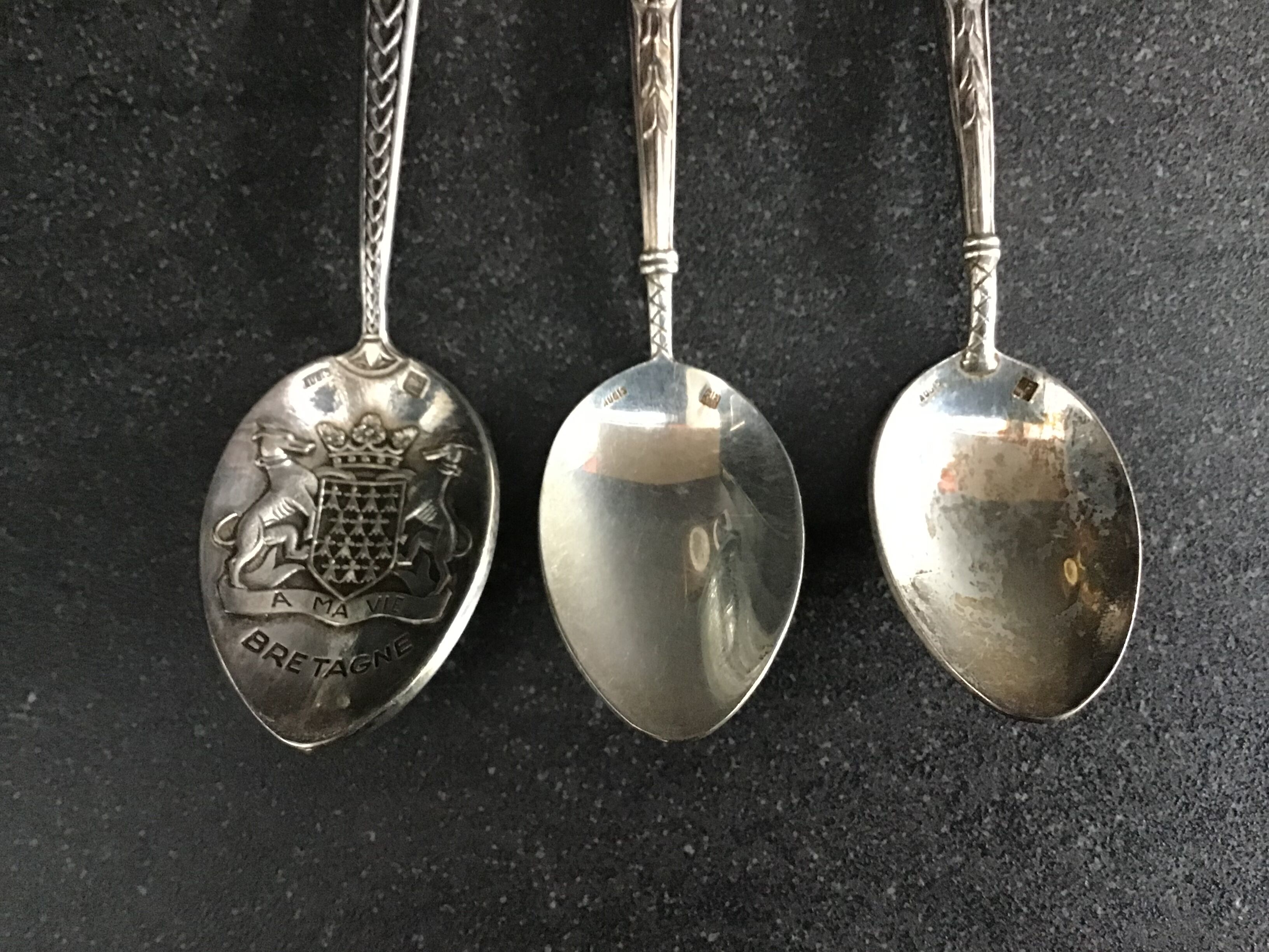 Set of 6 augis collector's spoons in silver metal