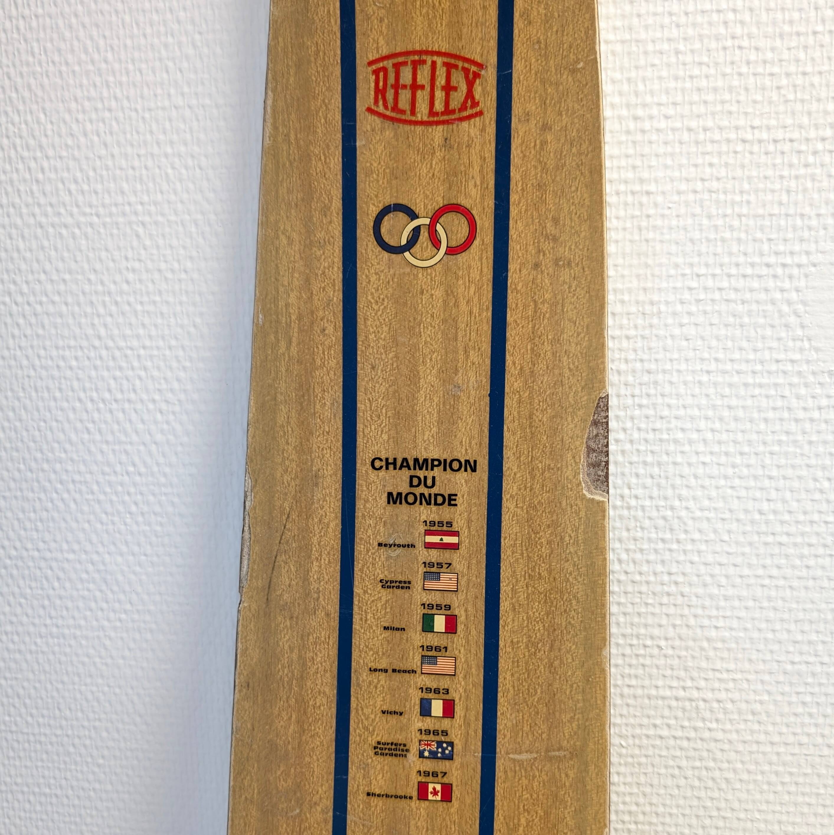 Vintage Reflex water skis