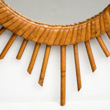 Mirror sun frame in vintage round rattan