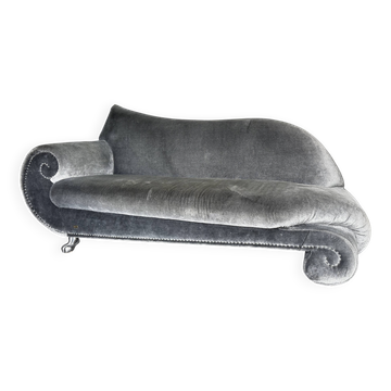 Bretz GAUDI – Iconic sofa in silver grey velvet