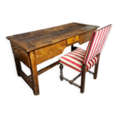 Bureau ancien et sa chaise – première moitié du XVIIIᵉ siècle