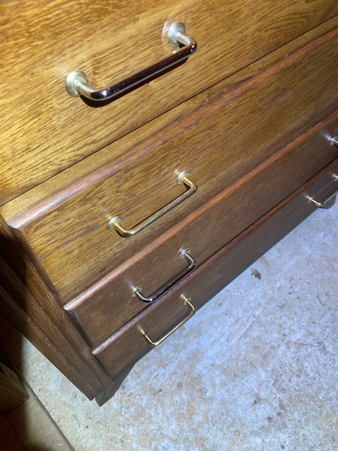 Commode vintage en chêne