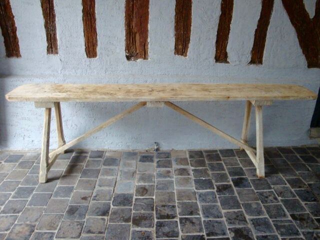 Table of washerwoman