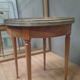 Marble top table called "bouillotte":