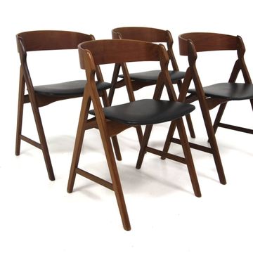 Set of 4 teak chairs "Model 71" Henning Kjaernulf, Denmark, 1960