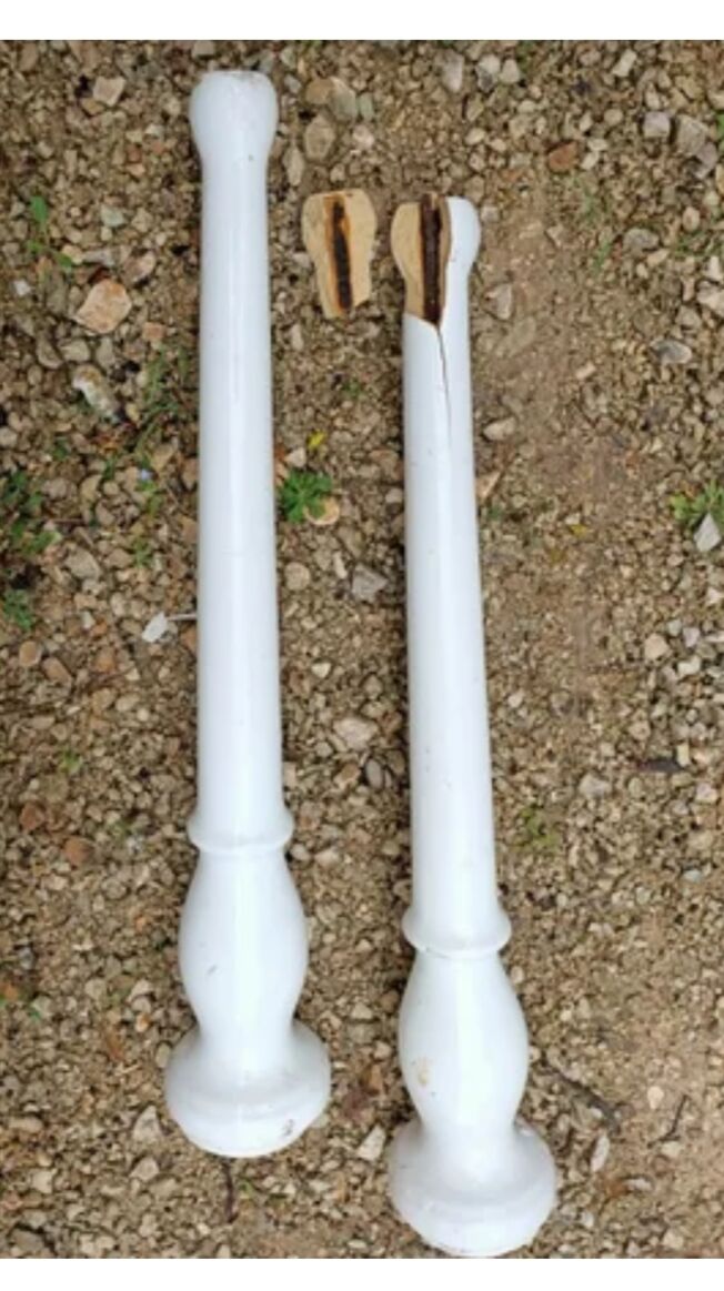 Old pedestal washbasin