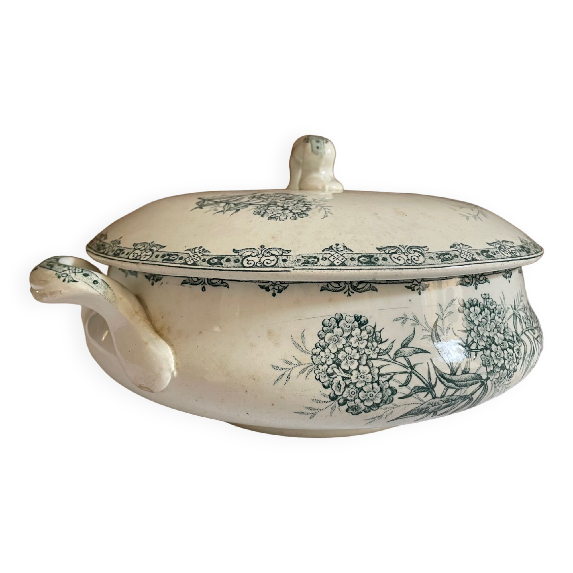 Ceramic tureen Daisy St Amand
