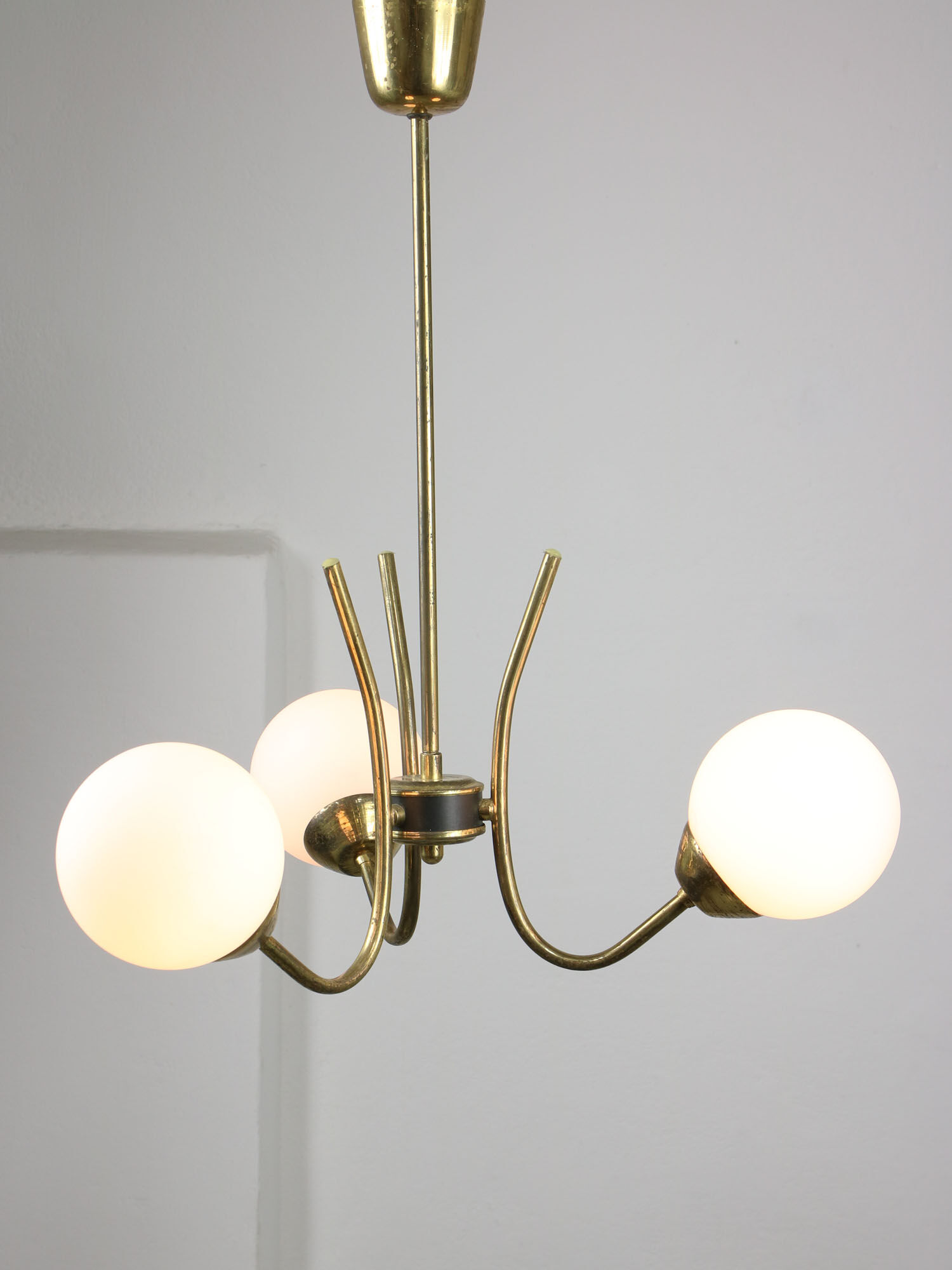 Italian Mid-century Brass and Opaline Glass Chandelier