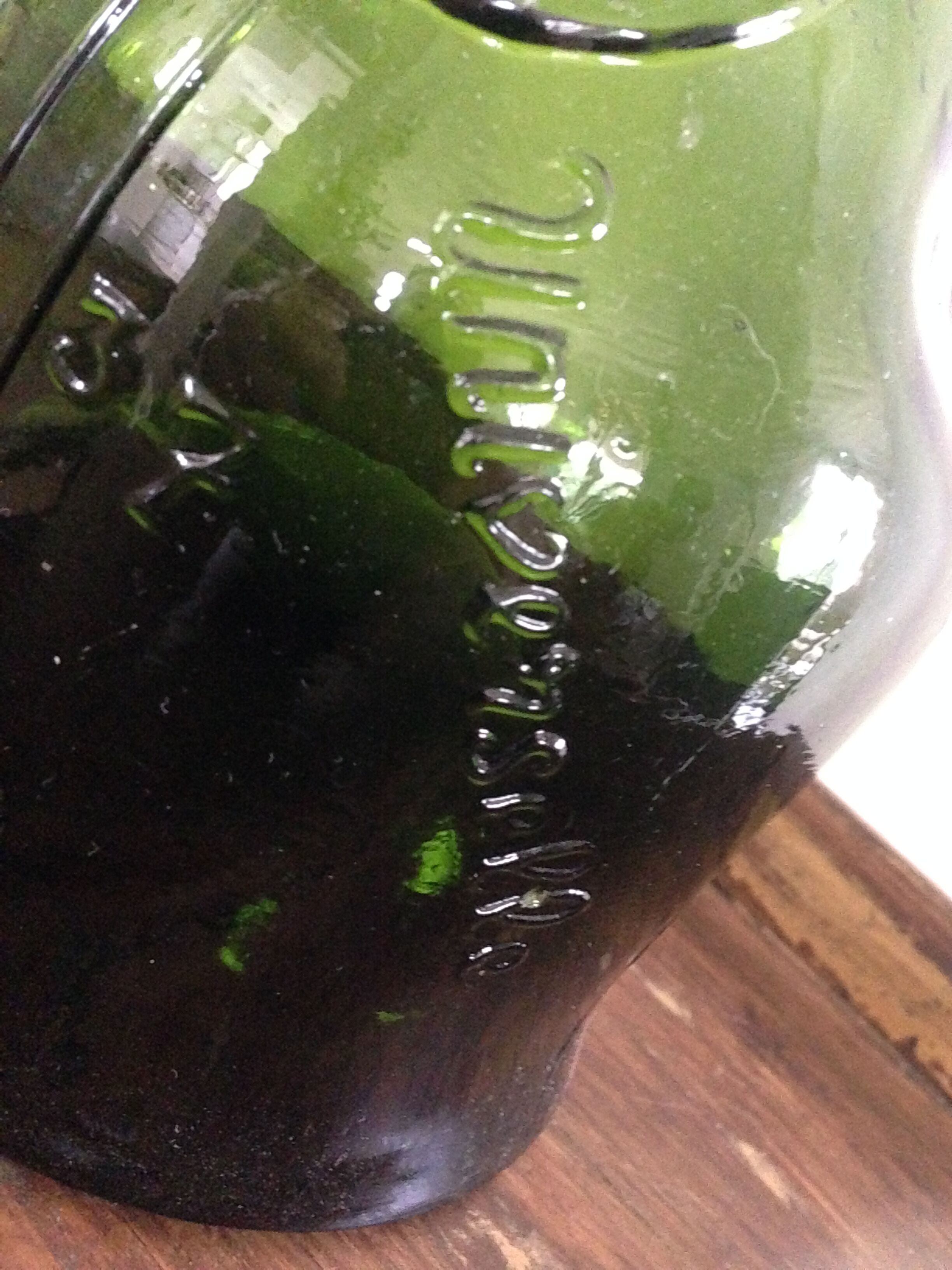 Bottle "world exhibition 1937"