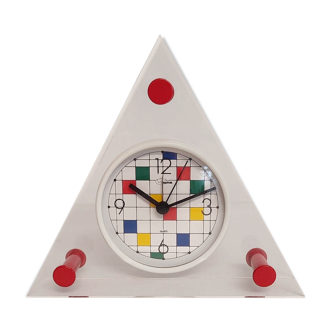 "Memphis Style" table clock. Spain, 1980s.