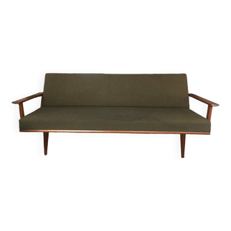 Scandinavian day-bed sofa