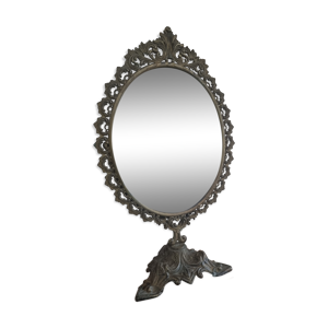 miroir au style baroque