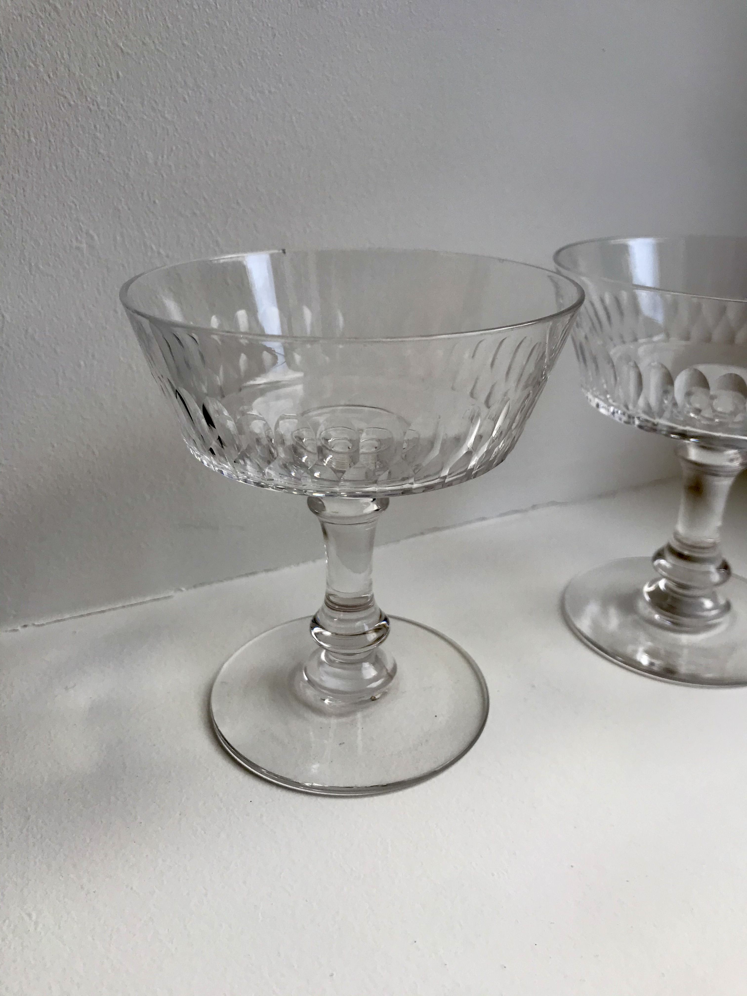 Set of 6 depicted art deco engraved crystal champagne glasses mismatched 50s