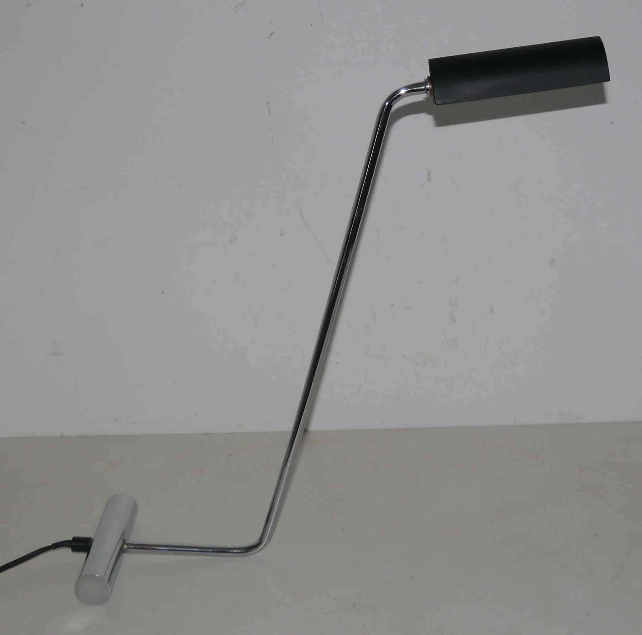 Lampe design italien années 80's chrome et acier