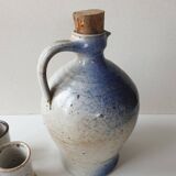Ensemble bouteille à liqueur + 6 tasses en grès Signé Albert Breton Vézelay