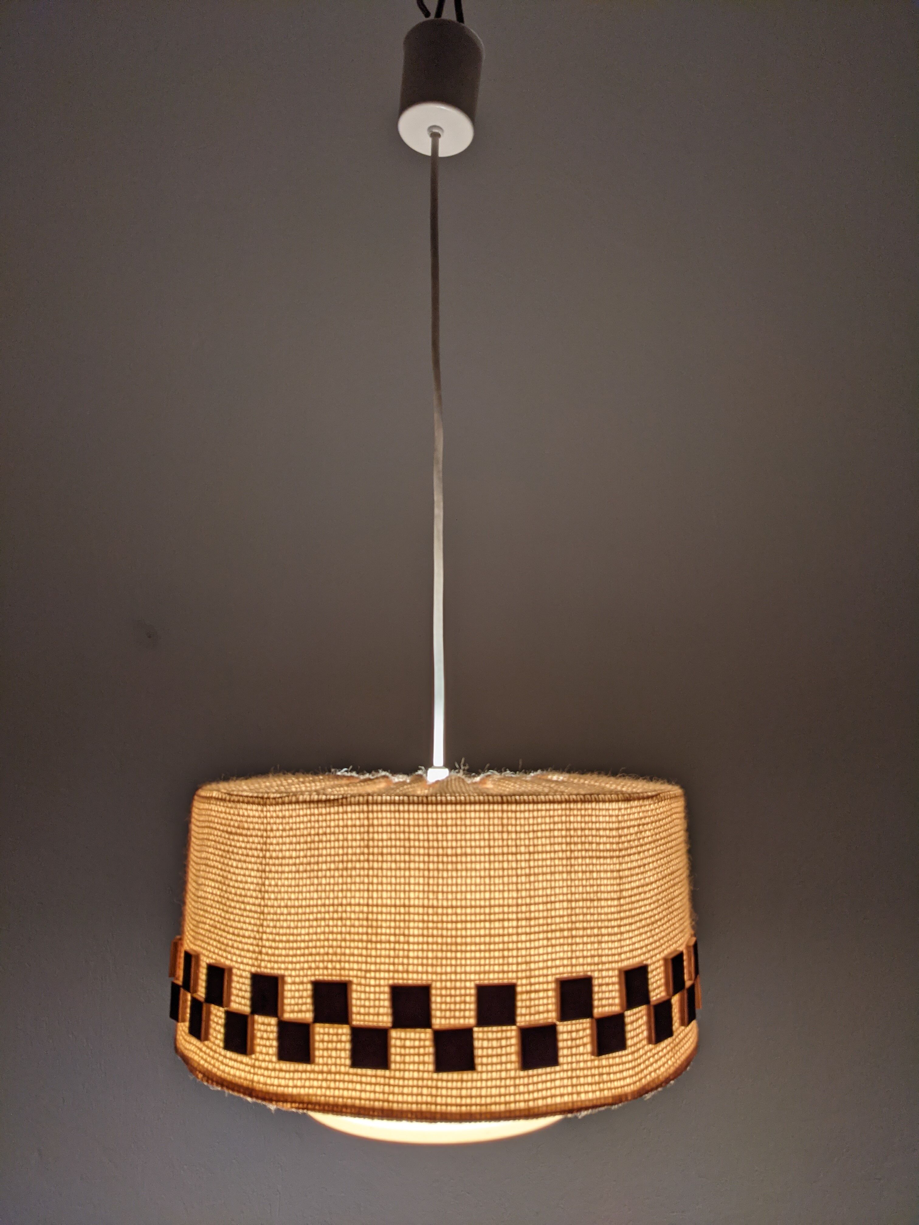 Wool and wood hanging lamp 60/70