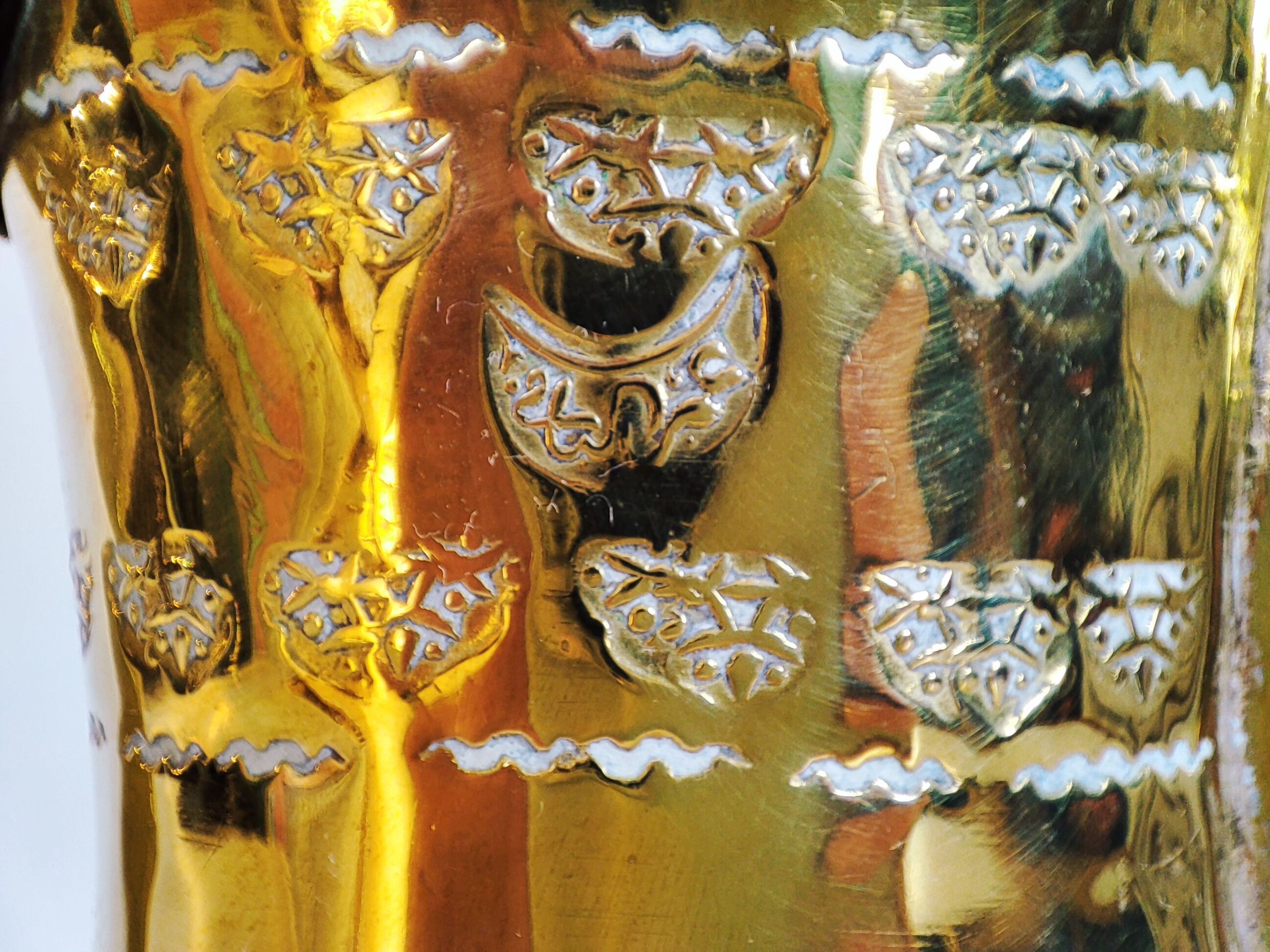 Brass coffee maker Saudi Arabia 19th