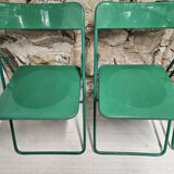 Set of 6 green folding patio chairs