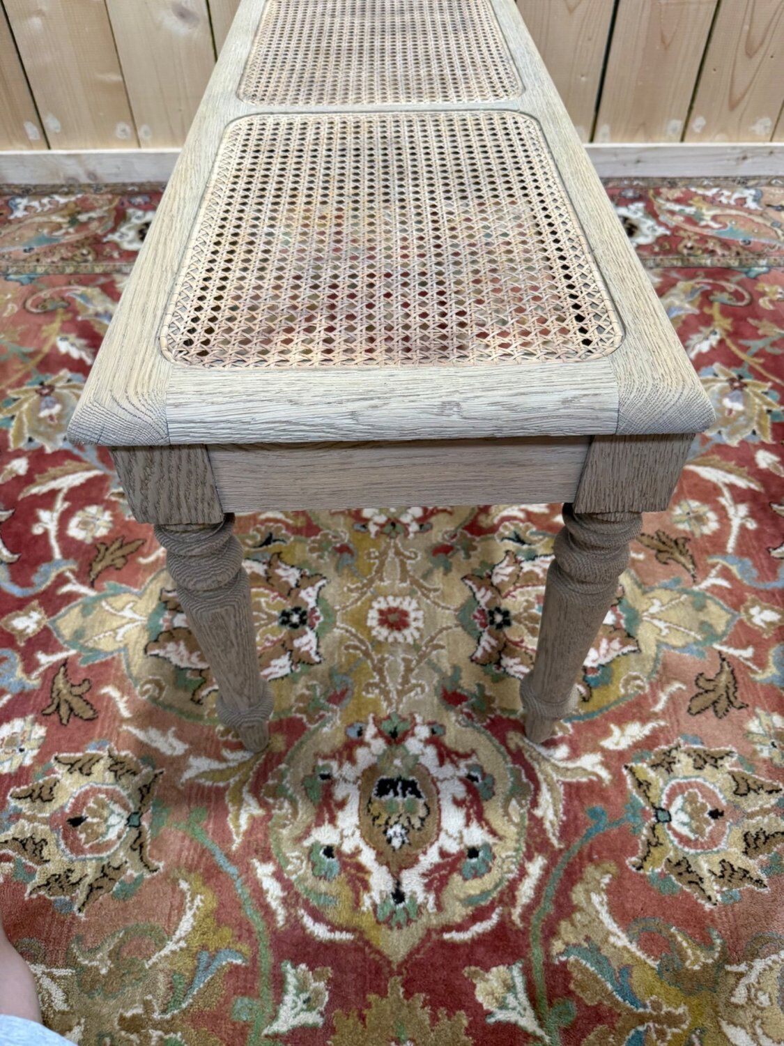 Banc d'office style Louis-Philippe en chêne massif et cannage