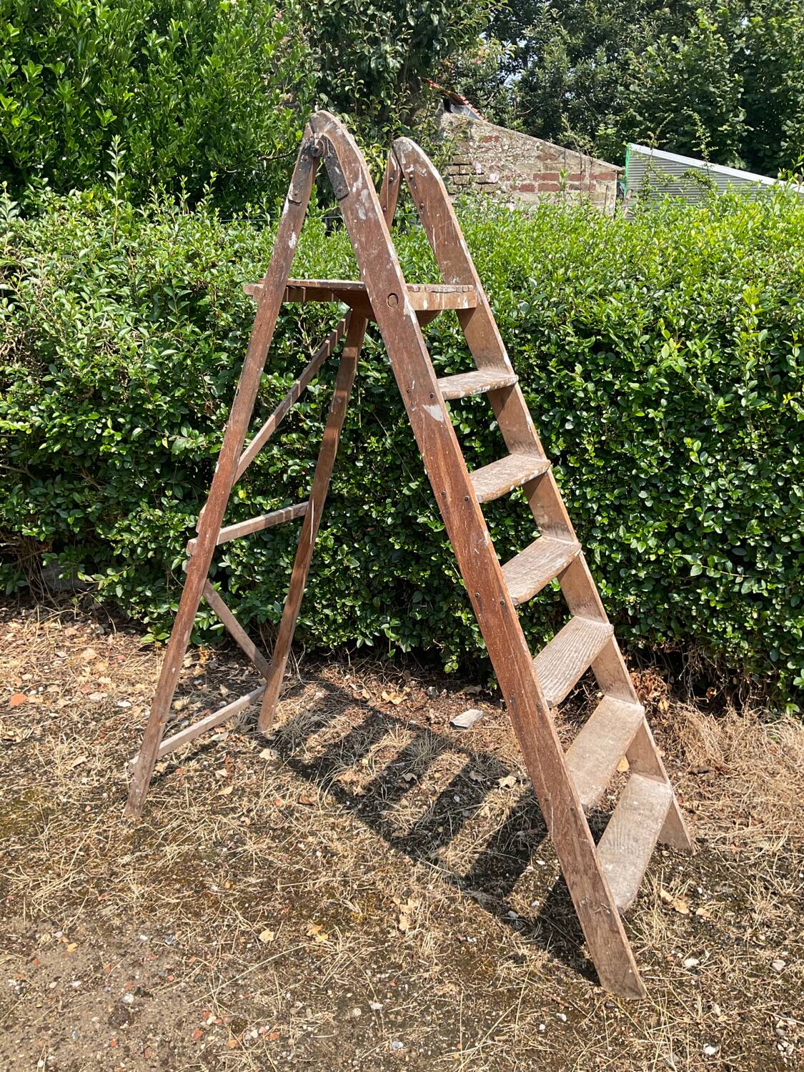 Ancien Escabeau de peintre en chêne