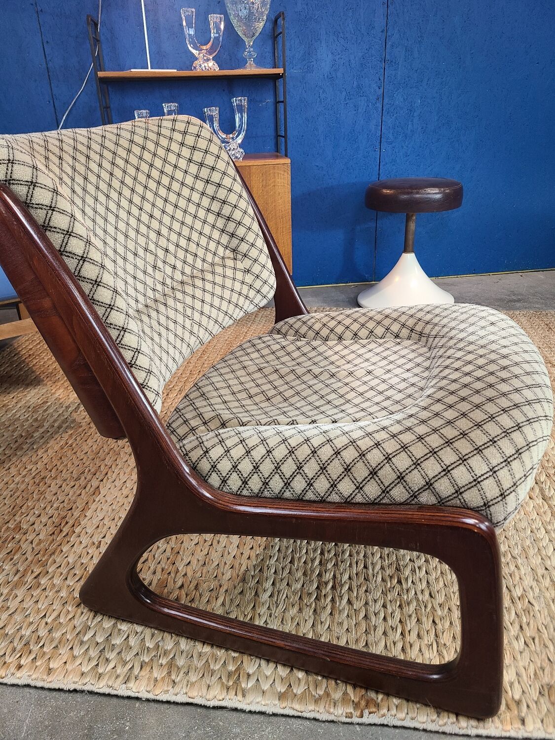 Armchair baumann sled