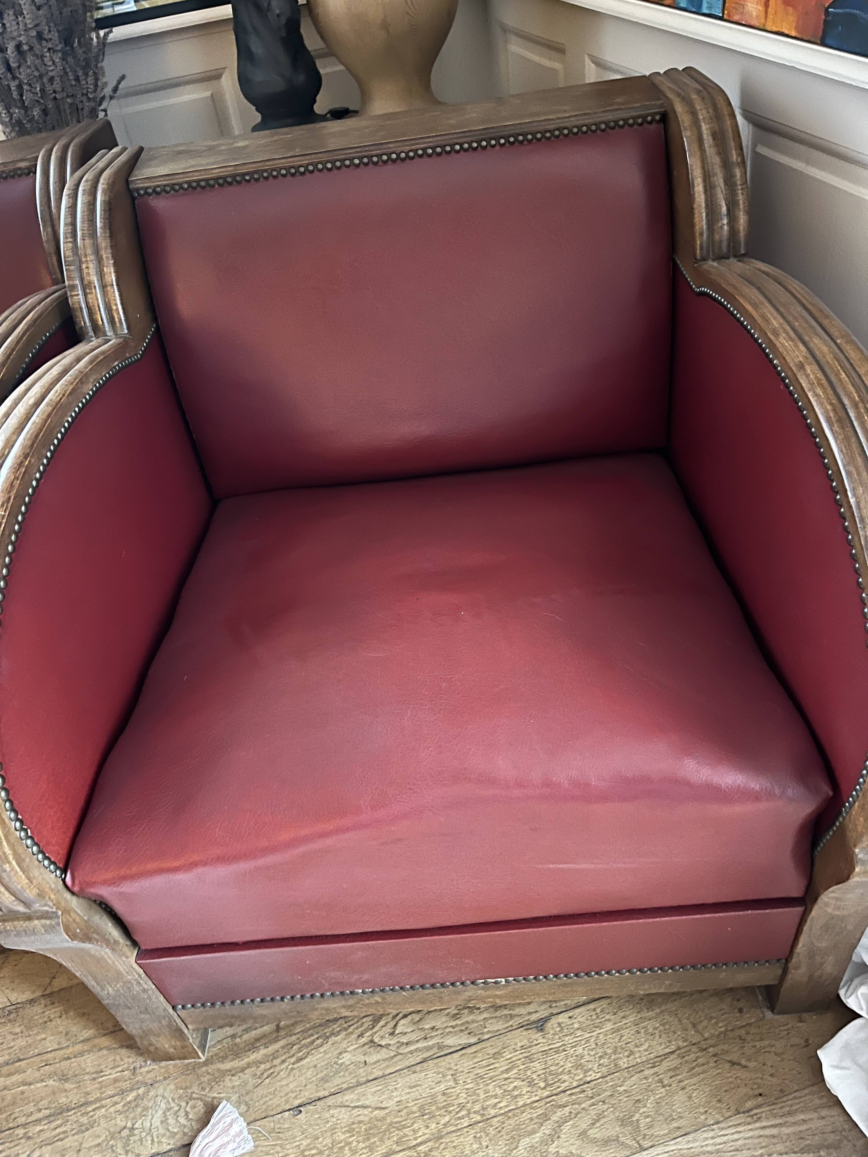 Leather and wood lounge from the 1950s.