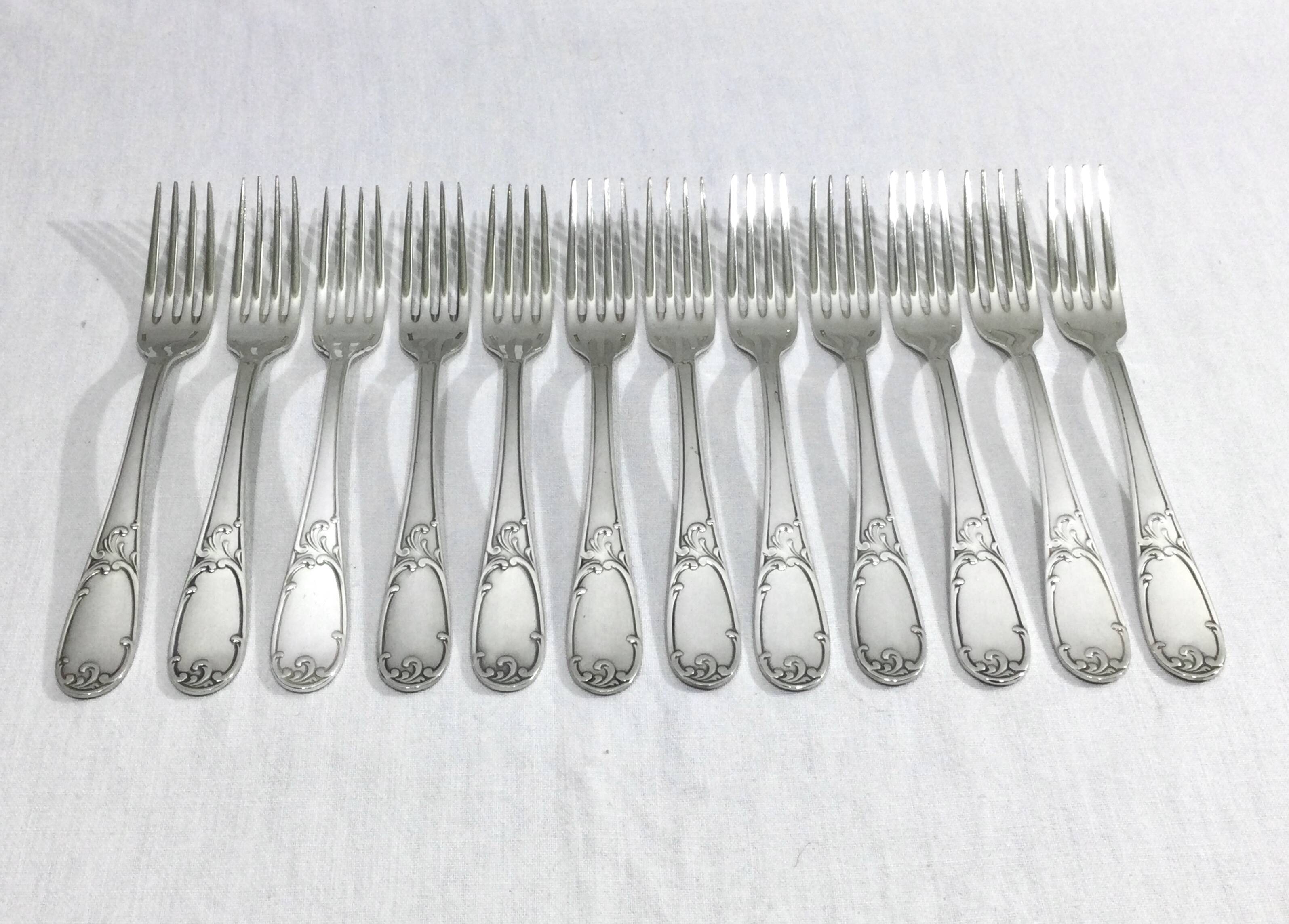 49-piece cutlery set in Louis XV silver-plated metal