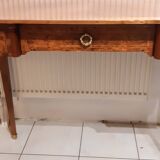 Small louis xvi style flat desk with spindle legs