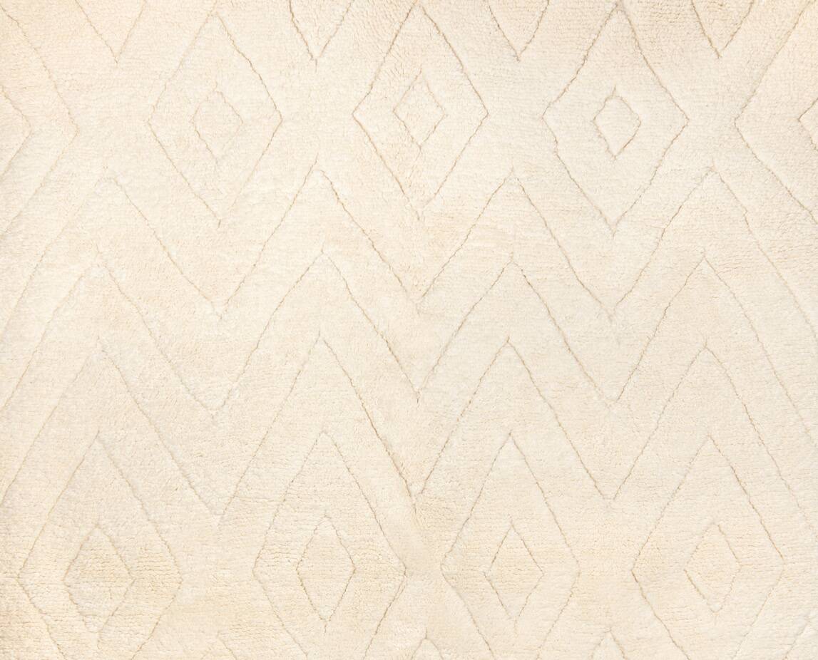 Beni ourain ecru Berber rug with diamond patterns 291 x 203 cm