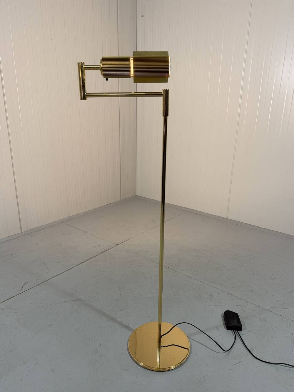 Viktor Frauenknecht brass Haloprofil 878HR floor lamp Swiss Lamps