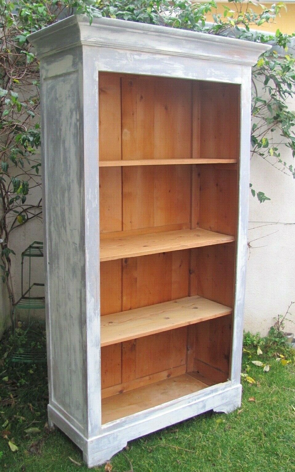 Shelf - bookcase - open antique wardrobe - Shabby Chic