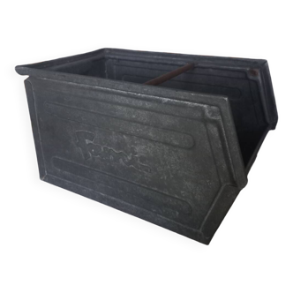 Former Foumi & Schafer industrial crate