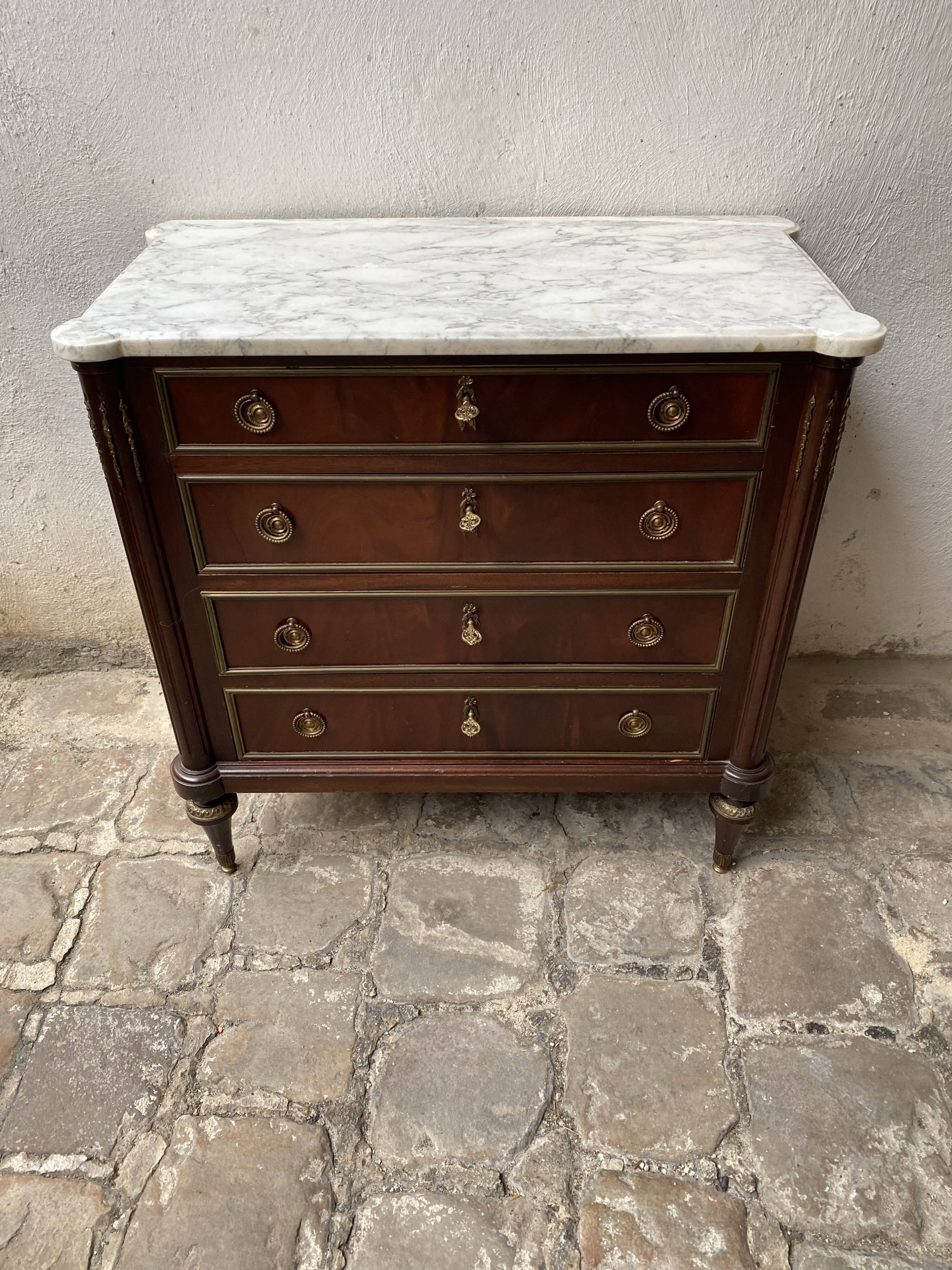Small Louis XVI style mahogany chest of drawers, 20th century