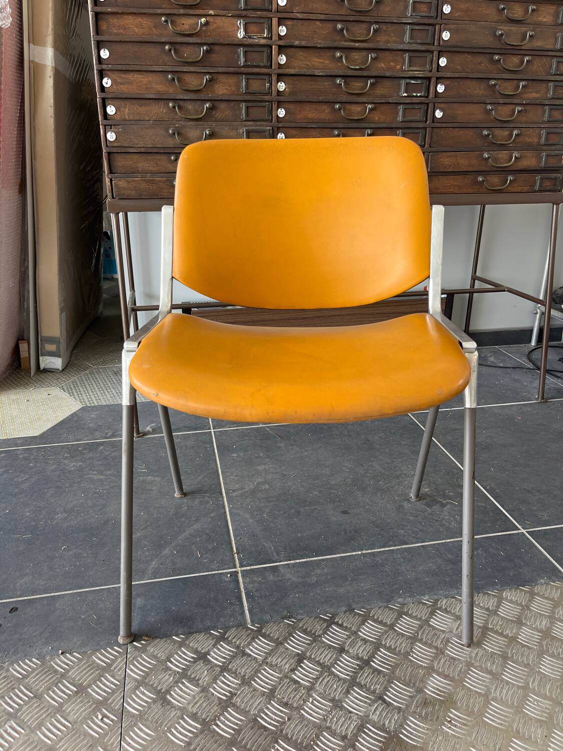 Chaise design Piretti