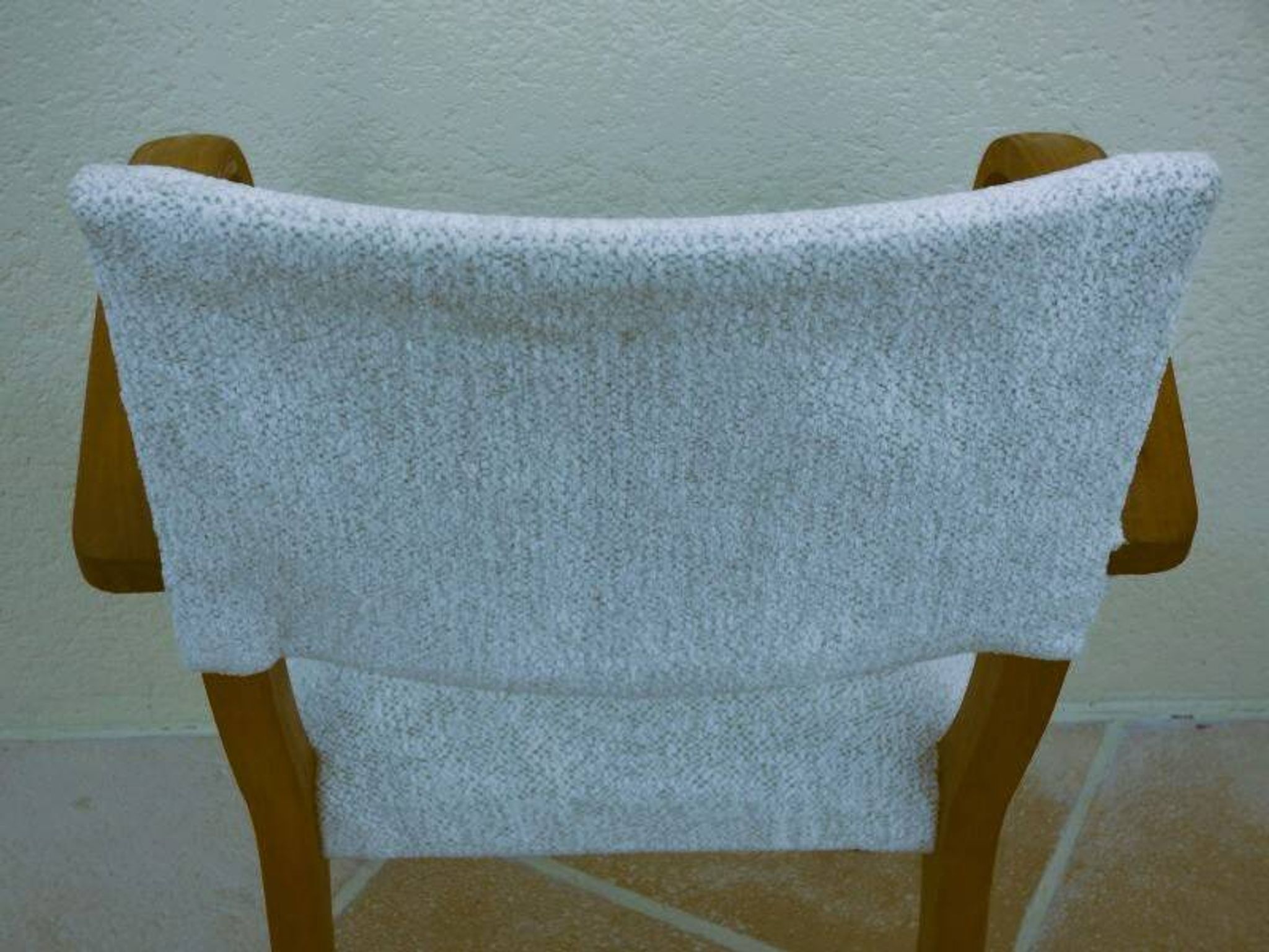 Fauteuils bridges chic année 50 en bois massif   blanc beige cousus main