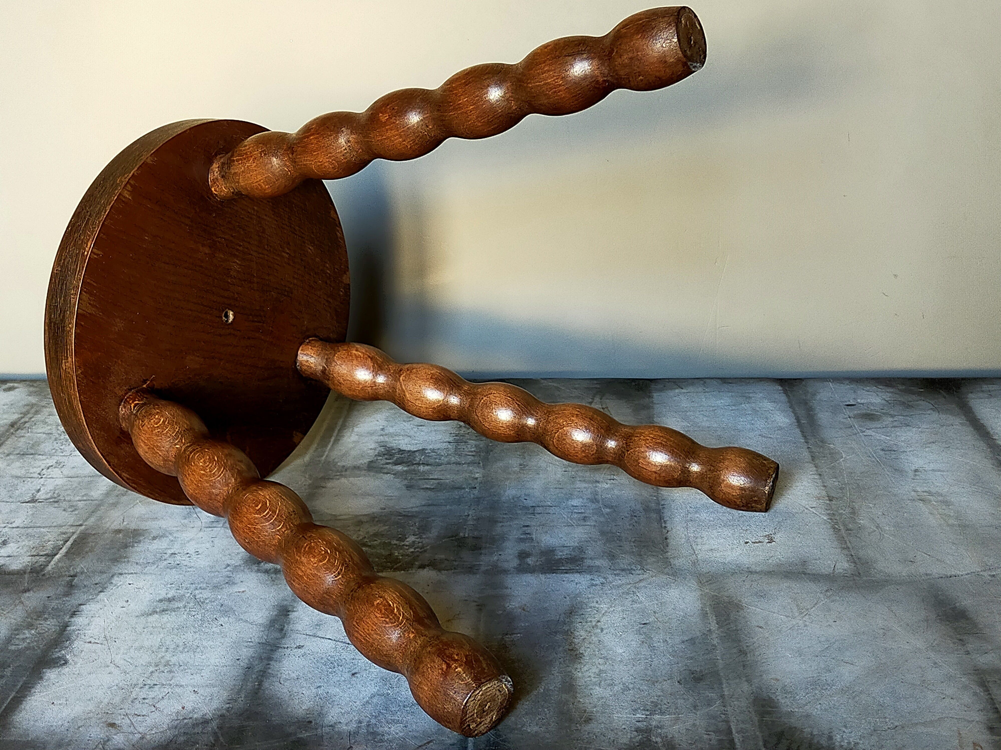 Vintage solid-turned wood tripod tripod