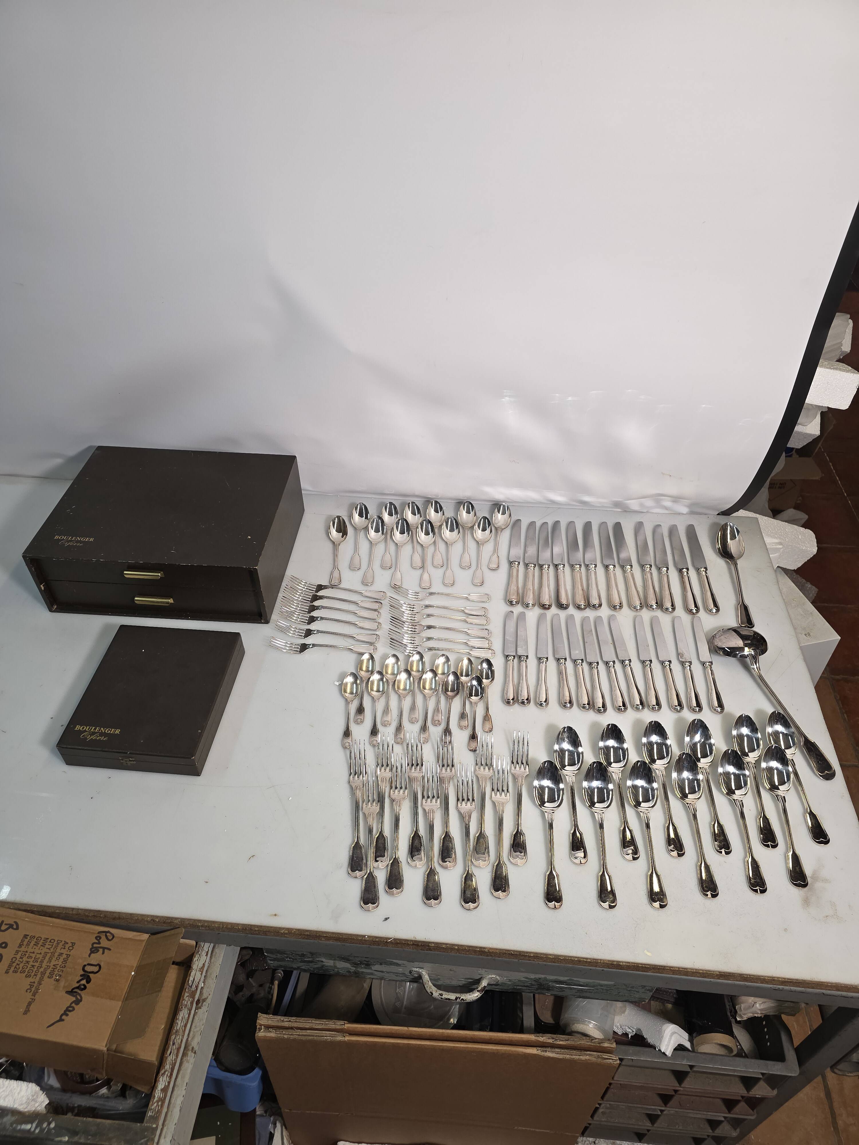 Boulenger silver-plated cutlery set, 86 pieces, hallmark 100.
