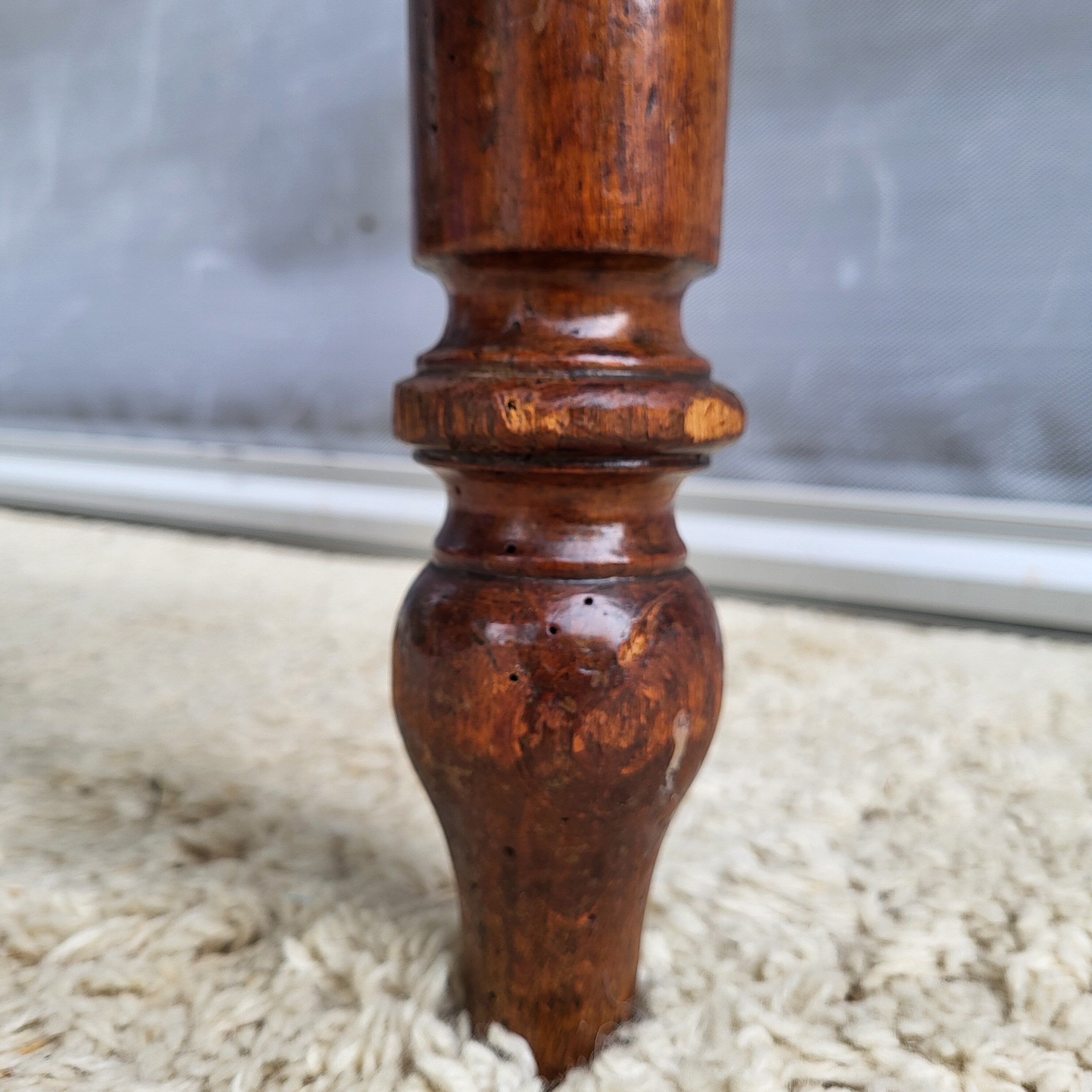 Table XIXth in Elm and Cherry: The Louis-Philippe Elegance