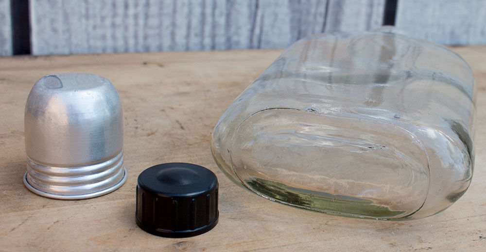 Old Suede pocket bottle